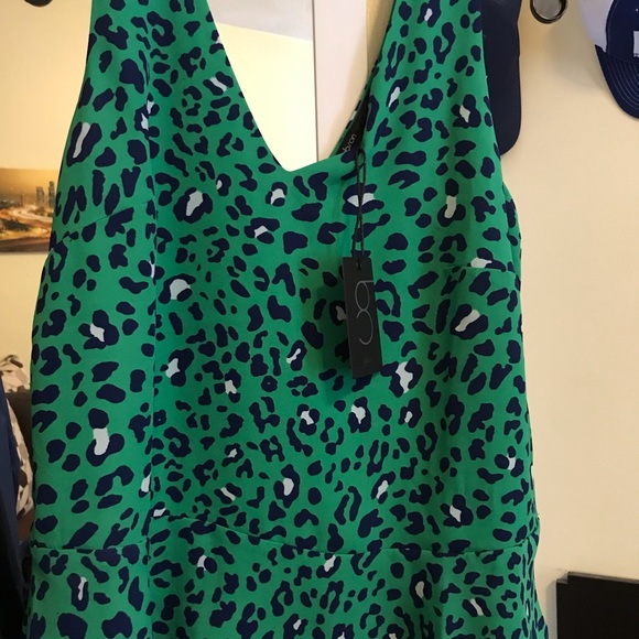 Gibson Willow Tiered Peplum Top - Picture 3 of 6